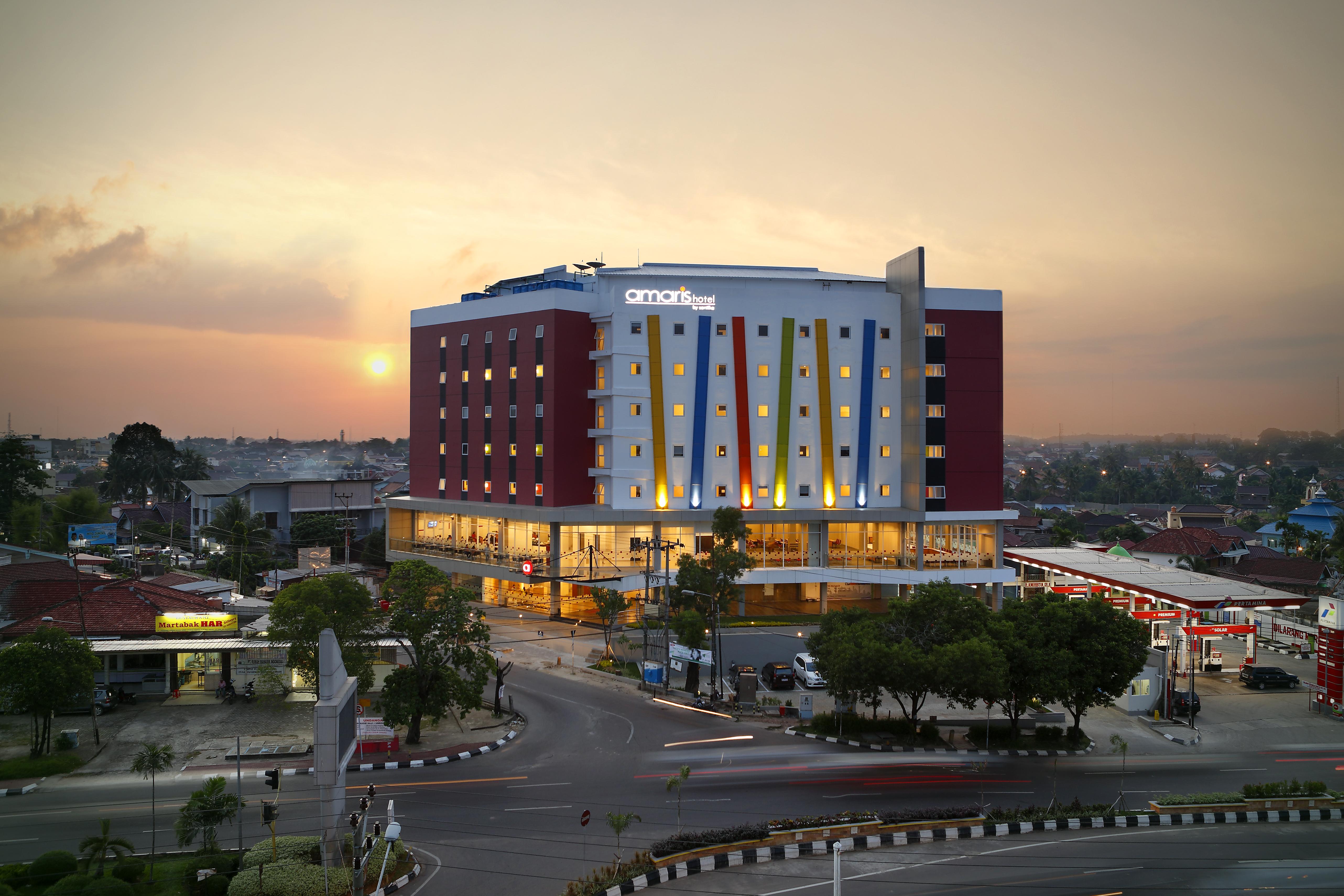 Amaris Hotel Palembang Exterior foto